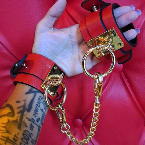 Algemas em Couro PU com Metais Dourados - YSDO102